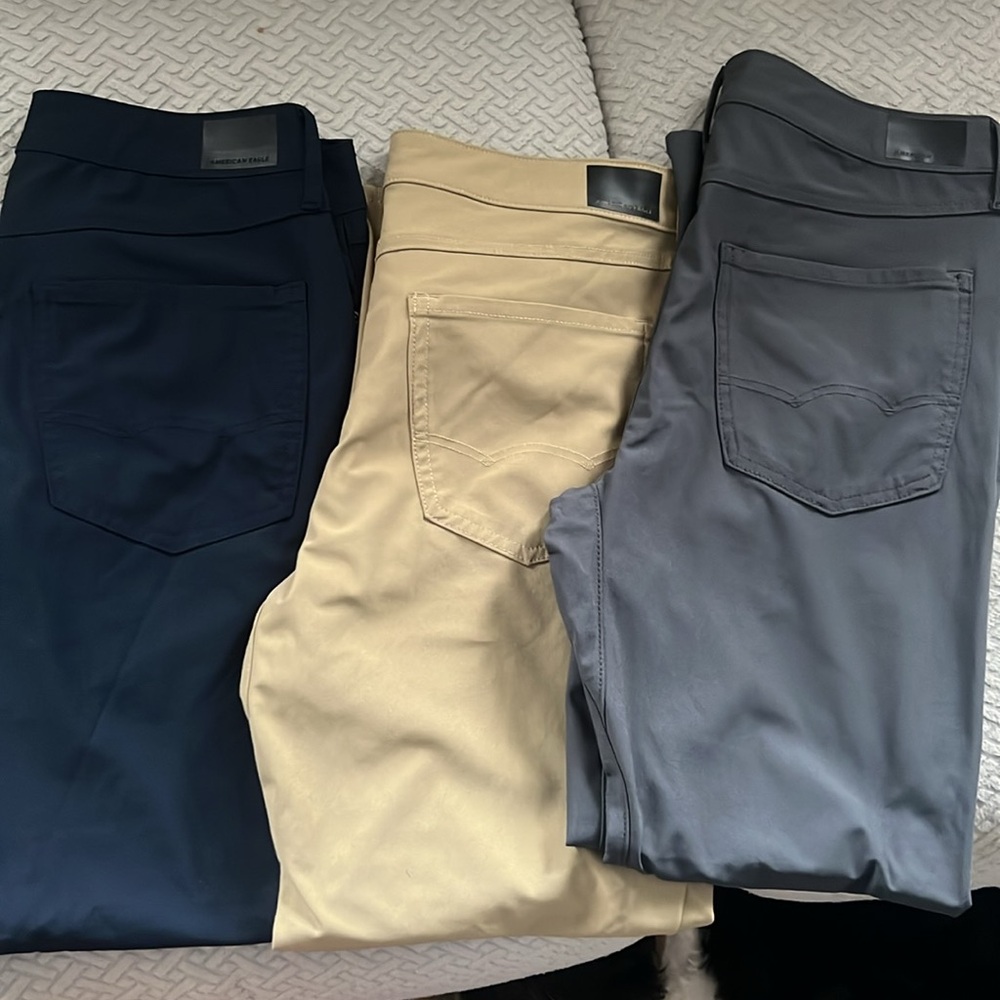 3 pairs! Men's American Eagle pants - gray, navy blue, khaki